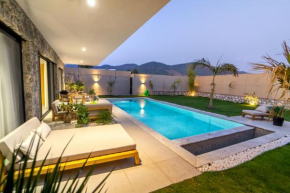 Viohouses 4- Luxury Private Korunaklı Özel Havuzlu